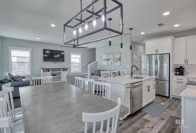 5318 Beach Boulevard, Gulf Shores, AL 36542