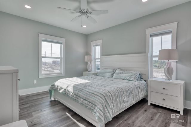 5318 Beach Boulevard, Gulf Shores, AL 36542