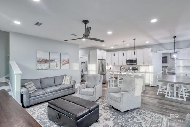 5318 Beach Boulevard, Gulf Shores, AL 36542