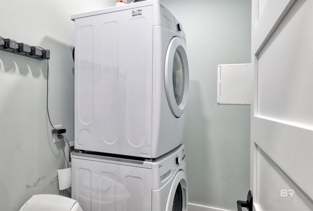 5318 Beach Boulevard, Gulf Shores, AL 36542