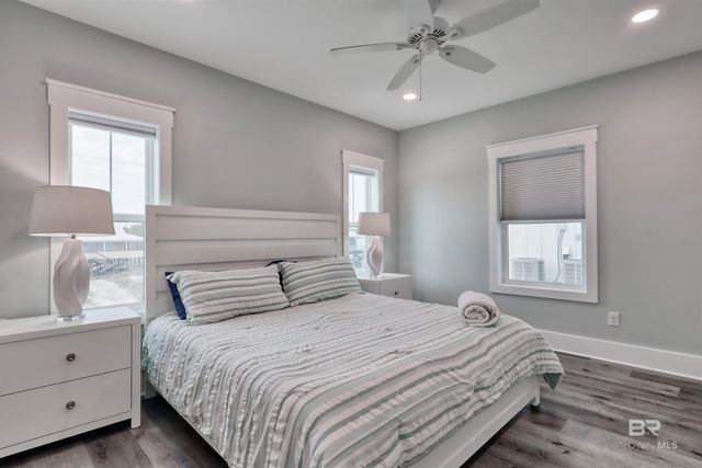 5318 Beach Boulevard, Gulf Shores, AL 36542