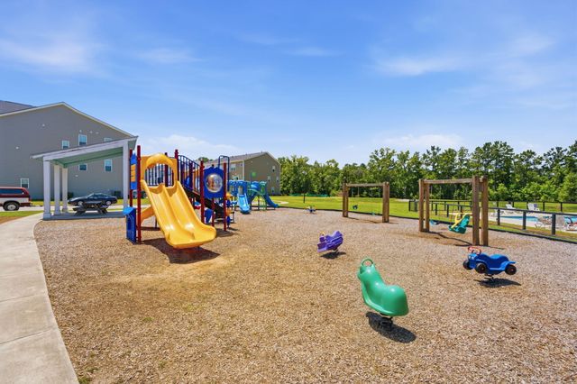406 Glenmore Drive, Moncks Corner, SC 29461
