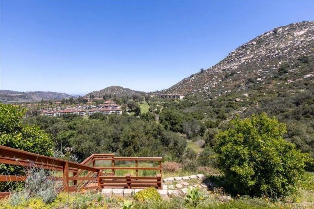 8975 Lawrence Welk Dr 141, Escondido, CA 92026