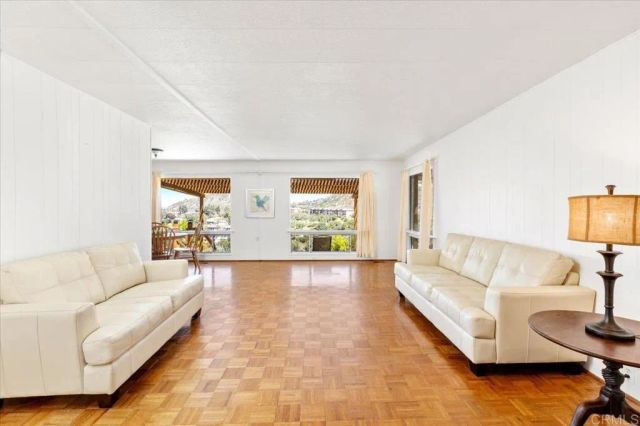 8975 Lawrence Welk Dr 141, Escondido, CA 92026