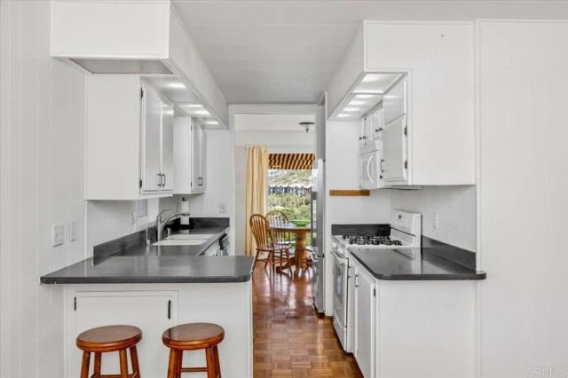 8975 Lawrence Welk Dr 141, Escondido, CA 92026