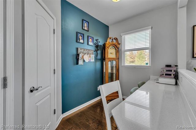 49720 Shoreline Drive, Canton, MI 48187