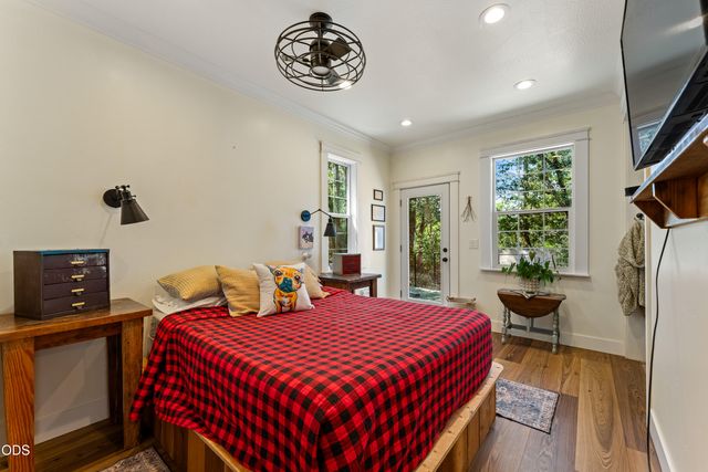 289 Shadow Mountain Way, Grants Pass, OR 97527