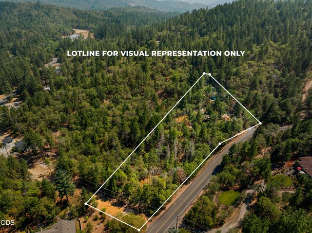 289 Shadow Mountain Way, Grants Pass, OR 97527