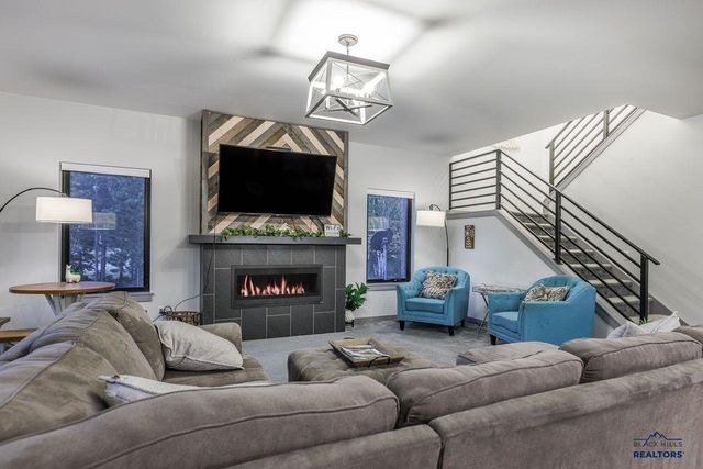 21266 RIDGEWOOD TR, Lead, SD 57754