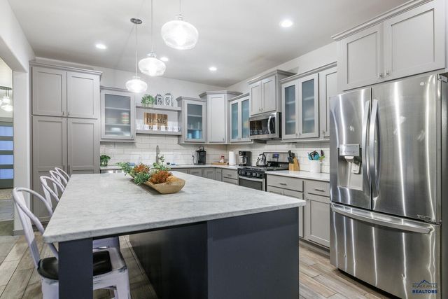 21266 RIDGEWOOD TR, Lead, SD 57754