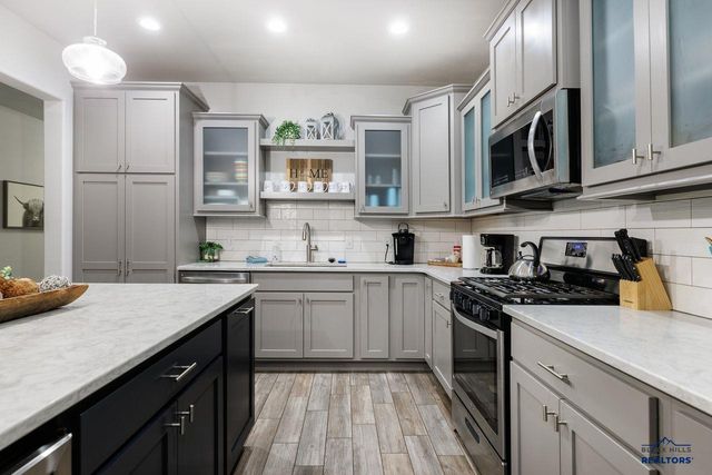 21266 RIDGEWOOD TR, Lead, SD 57754