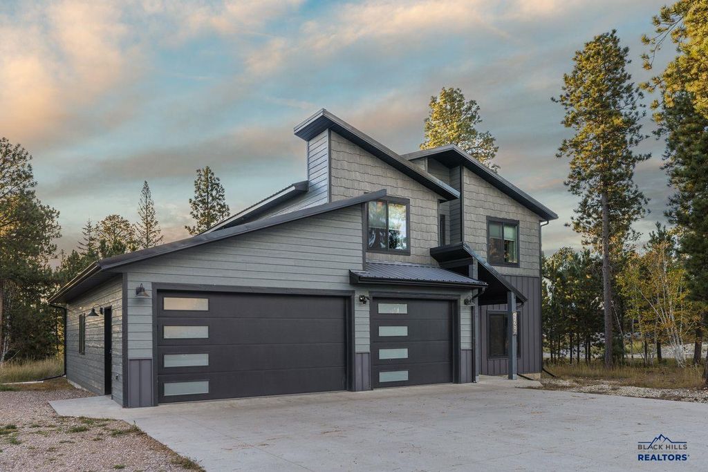 21266 RIDGEWOOD TR, Lead, SD 57754