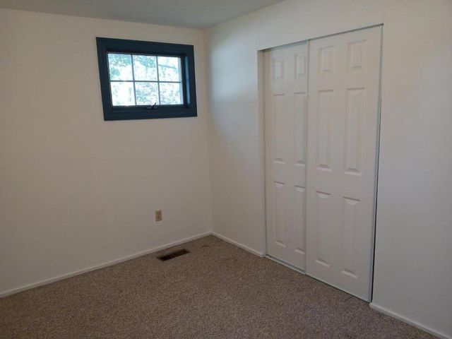 345 E Joliet Street, Schererville, IN 46375