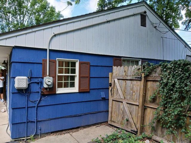 345 E Joliet Street, Schererville, IN 46375