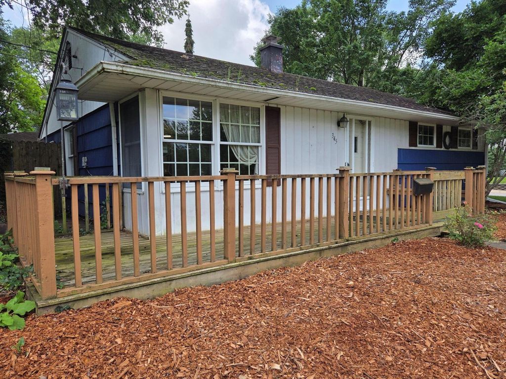 345 E Joliet Street, Schererville, IN 46375