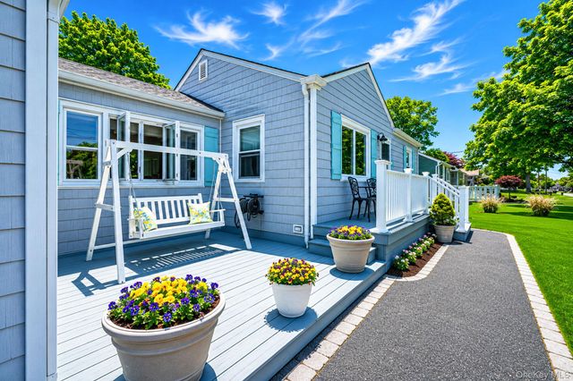 38 Argyle Drive, Shirley, NY 11967