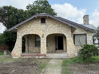 2501 Saunders, San Antonio, TX 78207