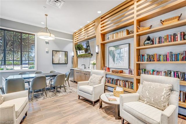 8936 Saint Lucia DR SW 101, Naples, FL 34114