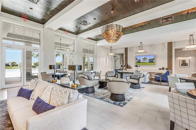 8936 Saint Lucia DR SW 101, Naples, FL 34114