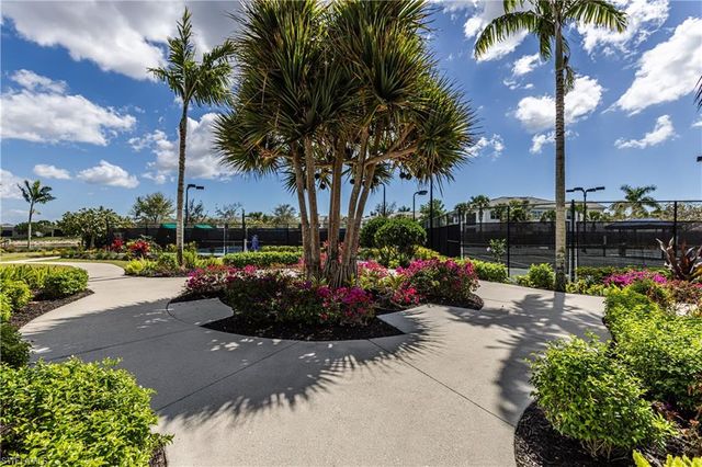 8936 Saint Lucia DR SW 101, Naples, FL 34114