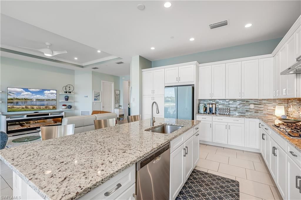 8936 Saint Lucia DR SW 101, Naples, FL 34114