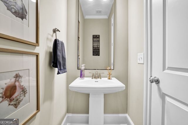 180 Easy Pines Way, Marietta, GA 30060