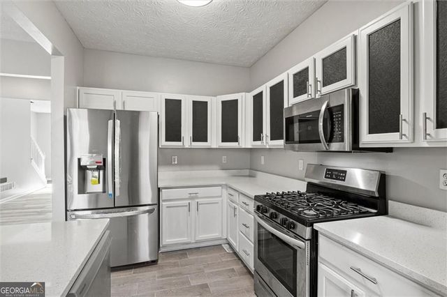 5667 CASCADE Run, Atlanta, GA 30336