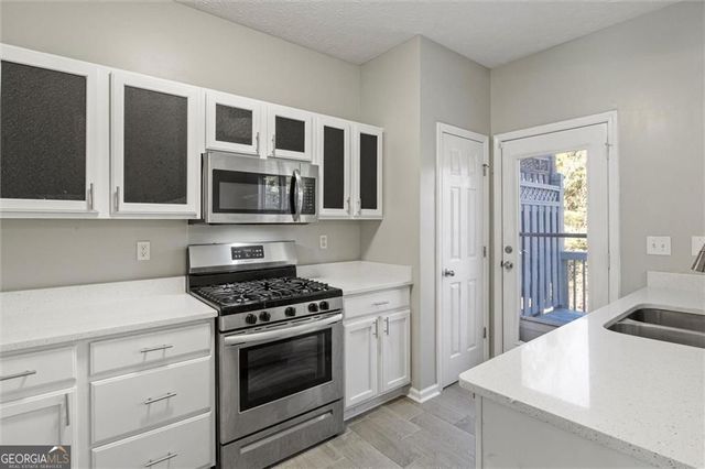 5667 CASCADE Run, Atlanta, GA 30336