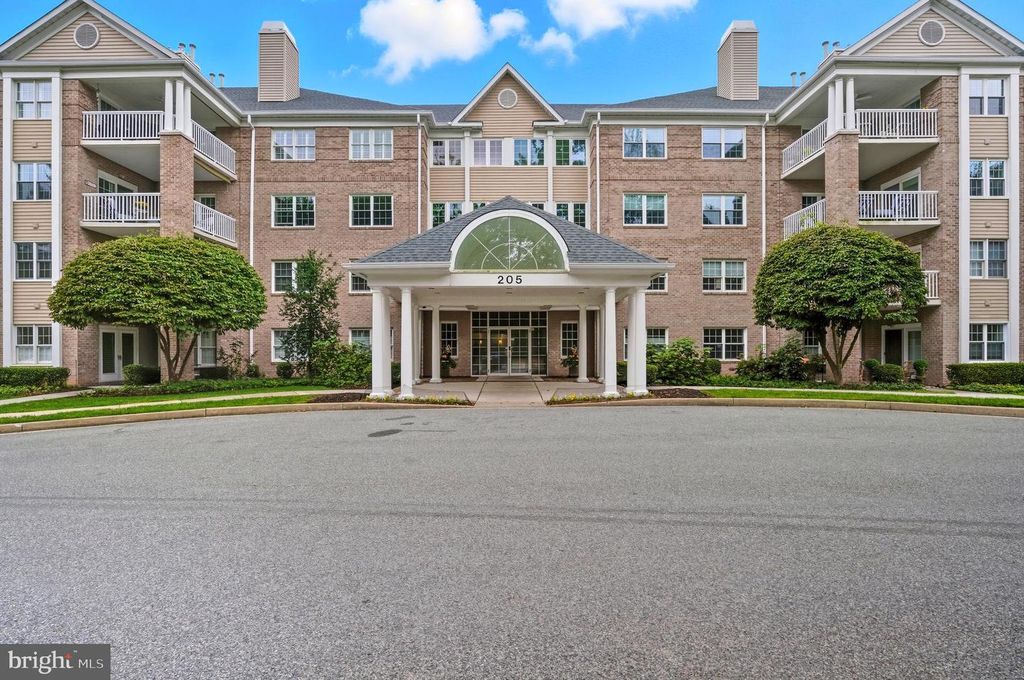 205 BELMONT FOREST CT #406, Lutherville Timonium, MD 21093