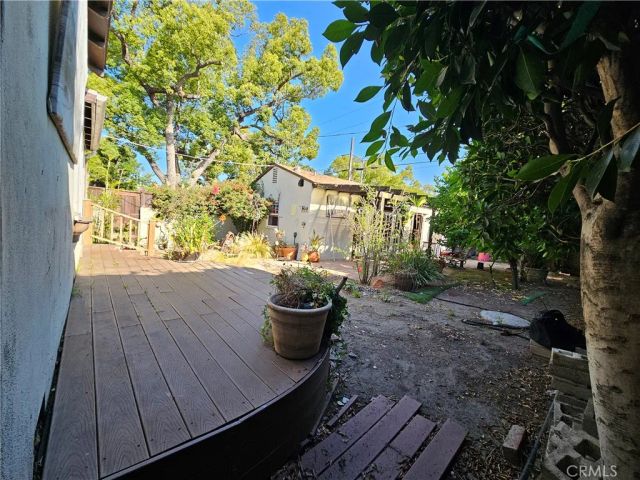 863 Omar Street, Glendale, CA 91202