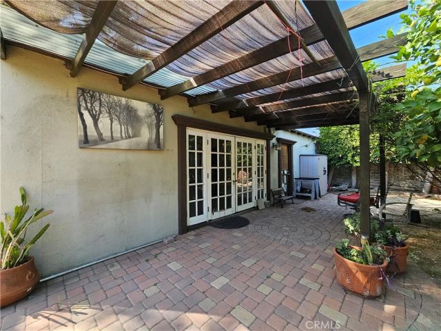 863 Omar Street, Glendale, CA 91202