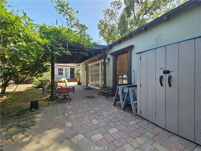 863 Omar Street, Glendale, CA 91202