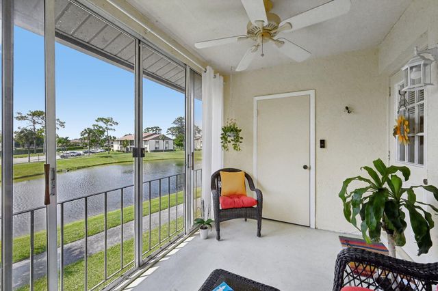 5901 Whispering Pine Way C-2, Greenacres, FL 33463