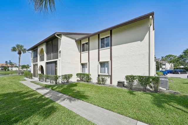 5901 Whispering Pine Way C-2, Greenacres, FL 33463