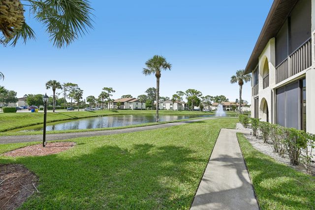 5901 Whispering Pine Way C-2, Greenacres, FL 33463