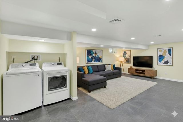 115 COLLEGE AVE, Mountville, PA 17554