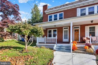 115 COLLEGE AVE, Mountville, PA 17554