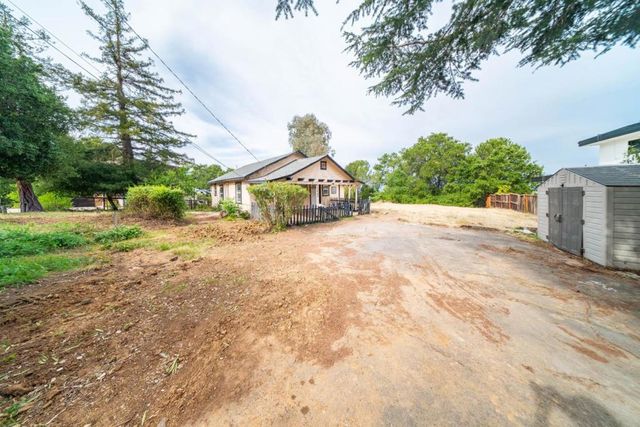 22645 San Juan Road, Cupertino, CA 95014