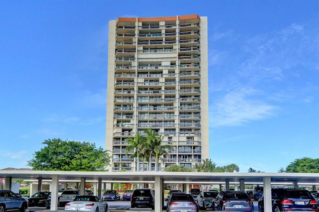 2000 Presidential Way 504, West Palm Beach, FL 33401