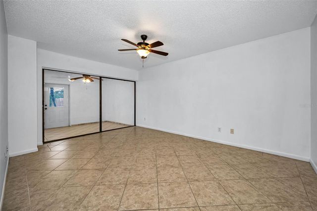 10626 LONGWOOD DRIVE 102, Seminole, FL 33777