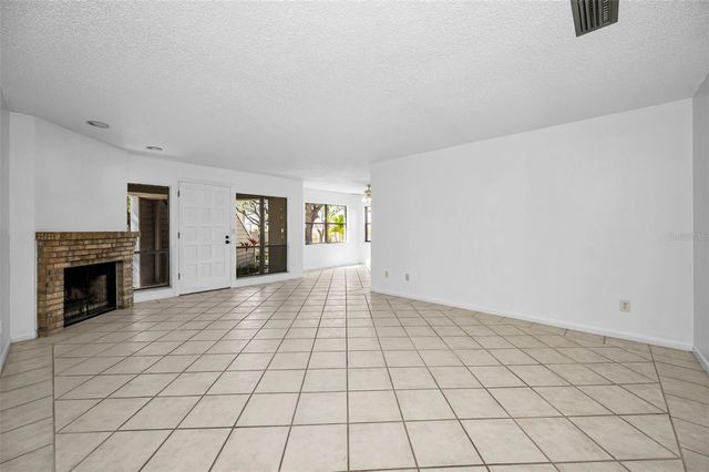 10626 LONGWOOD DRIVE 102, Seminole, FL 33777
