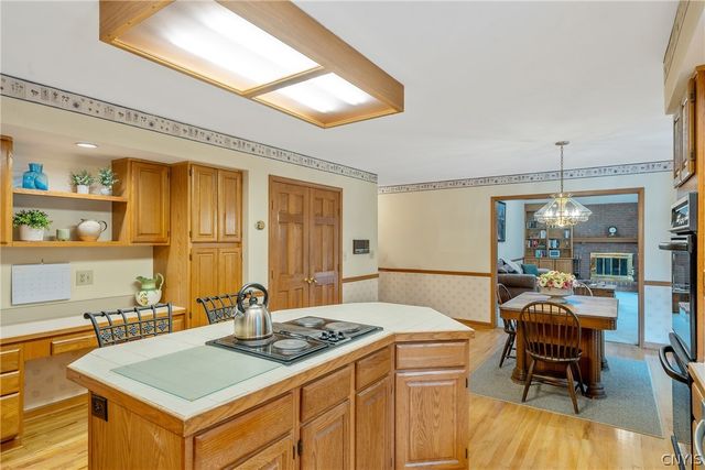 8294 Odyssey Drive, Manlius, NY 13104