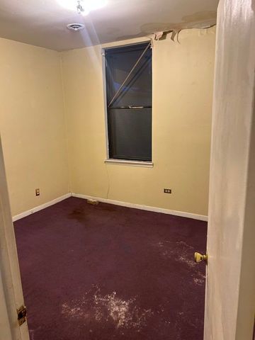 1077 W Polk Street, Chicago, IL 60607