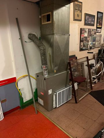 1077 W Polk Street, Chicago, IL 60607