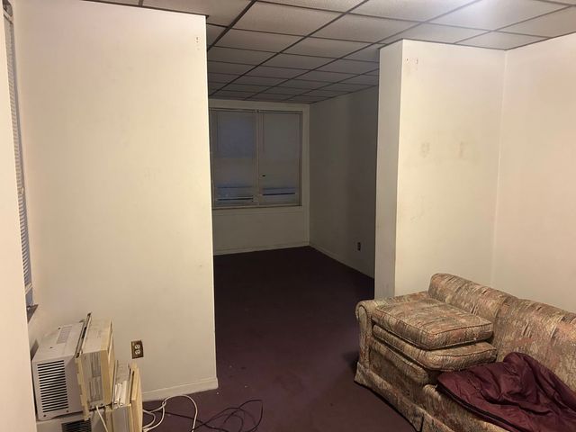 1077 W Polk Street, Chicago, IL 60607