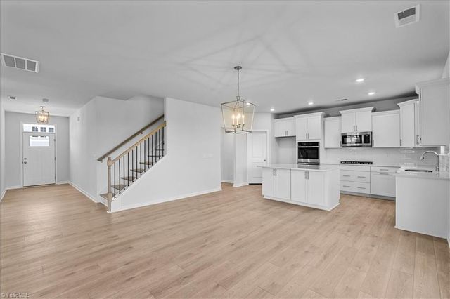 414 Yarrow Drive, Lexington, NC 27295