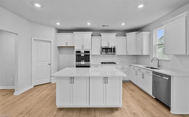 414 Yarrow Drive, Lexington, NC 27295
