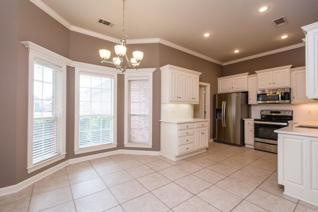 118 Auriel Circle, Maumelle, AR 72113