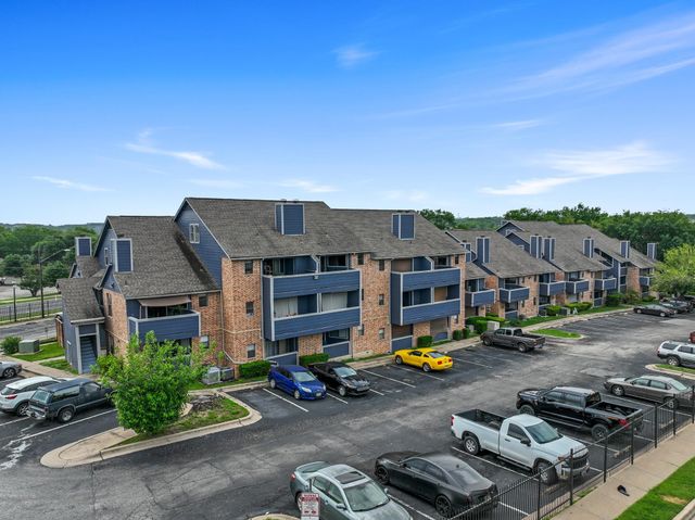 2500 Burleson RD 713, Austin, TX 78741