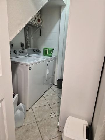 658 GREEN VALLEY ROAD B3, Palm Harbor, FL 34683